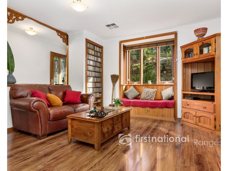 68 Temple Road, Selby VIC 3159
