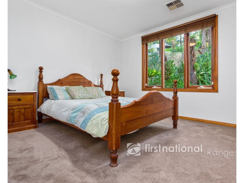 68 Temple Road, Selby VIC 3159