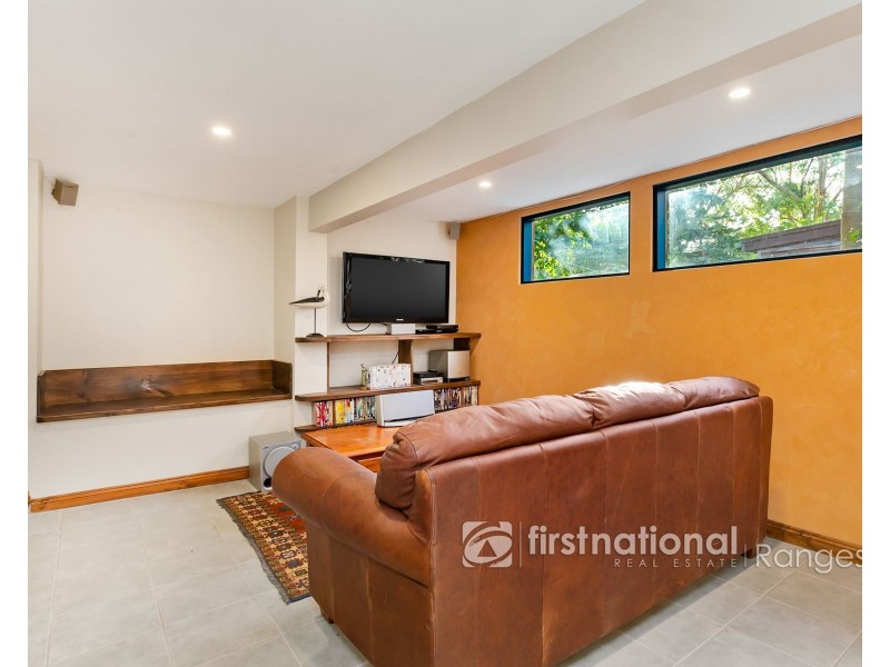 68 Temple Road, Selby VIC 3159