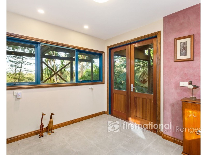 68 Temple Road, Selby VIC 3159