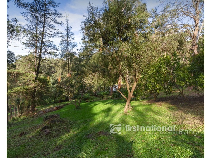 68 Temple Road, Selby VIC 3159