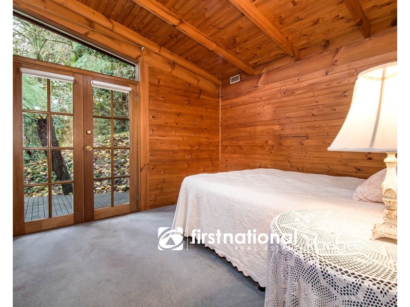 2 Colehurst Crescent, Sassafras VIC 3787