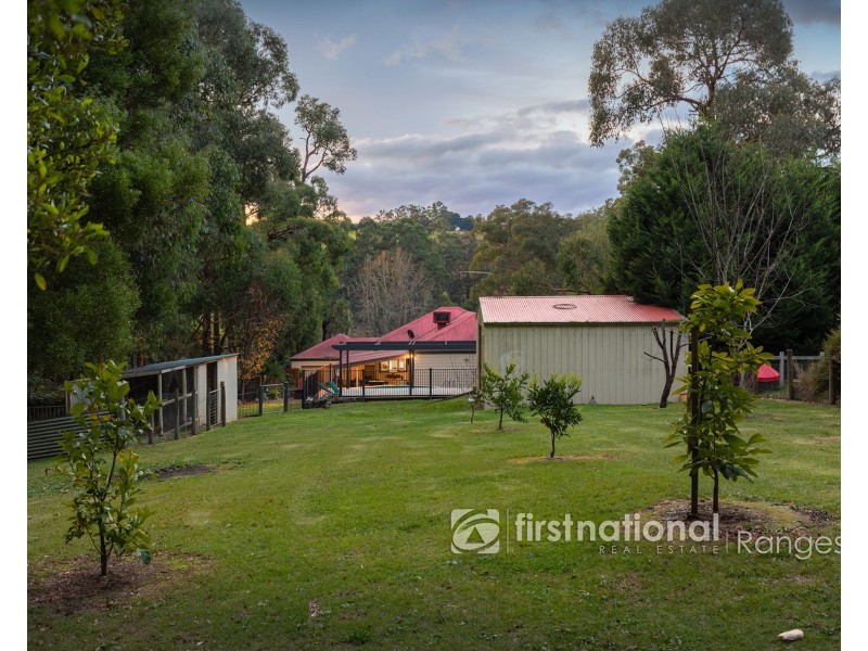 84 Woori Yallock Road, Cockatoo VIC 3781