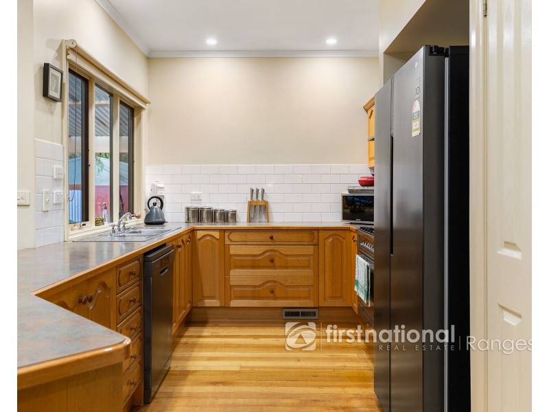 84 Woori Yallock Road, Cockatoo VIC 3781