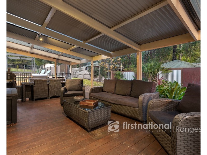 84 Woori Yallock Road, Cockatoo VIC 3781