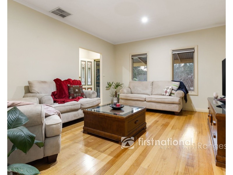 84 Woori Yallock Road, Cockatoo VIC 3781