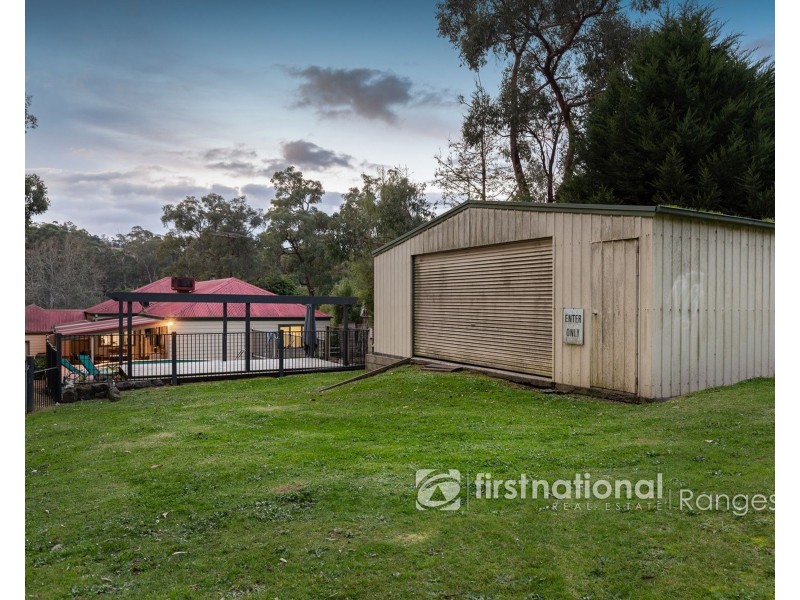 84 Woori Yallock Road, Cockatoo VIC 3781
