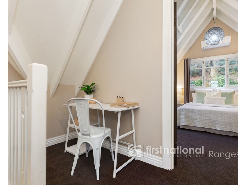 9 Observatory Road, Mount Dandenong VIC 3767