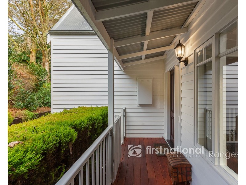 9 Observatory Road, Mount Dandenong VIC 3767