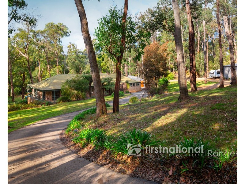 8 Moola Road, Cockatoo VIC 3781