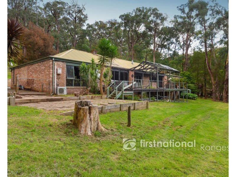 8 Moola Road, Cockatoo VIC 3781
