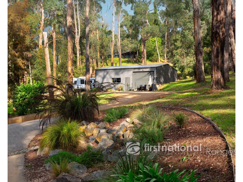 8 Moola Road, Cockatoo VIC 3781