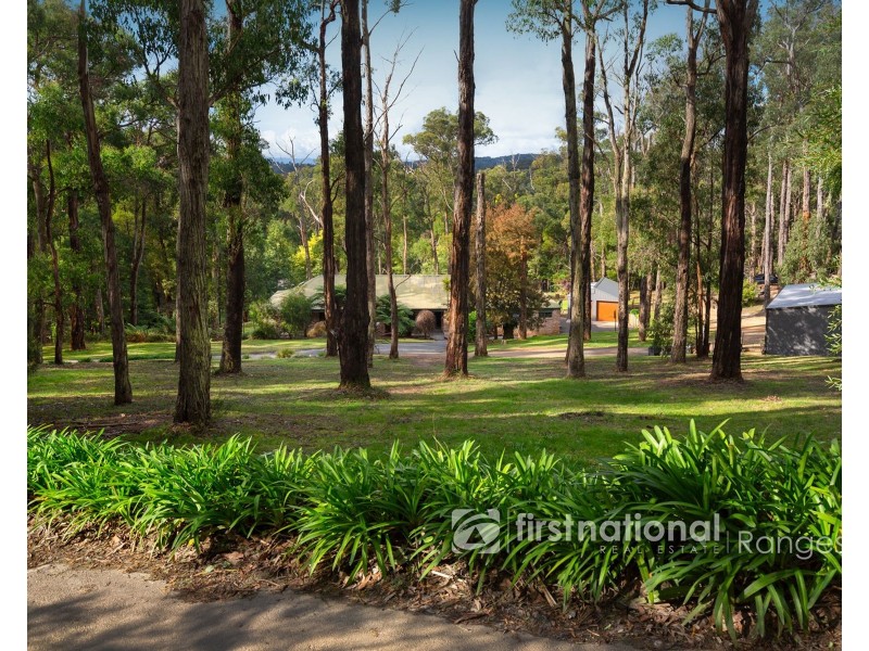 8 Moola Road, Cockatoo VIC 3781