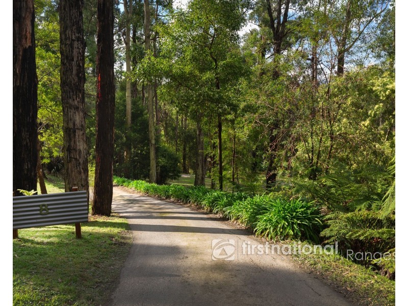 8 Moola Road, Cockatoo VIC 3781