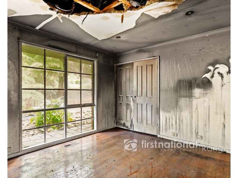 8 Moola Road, Cockatoo VIC 3781