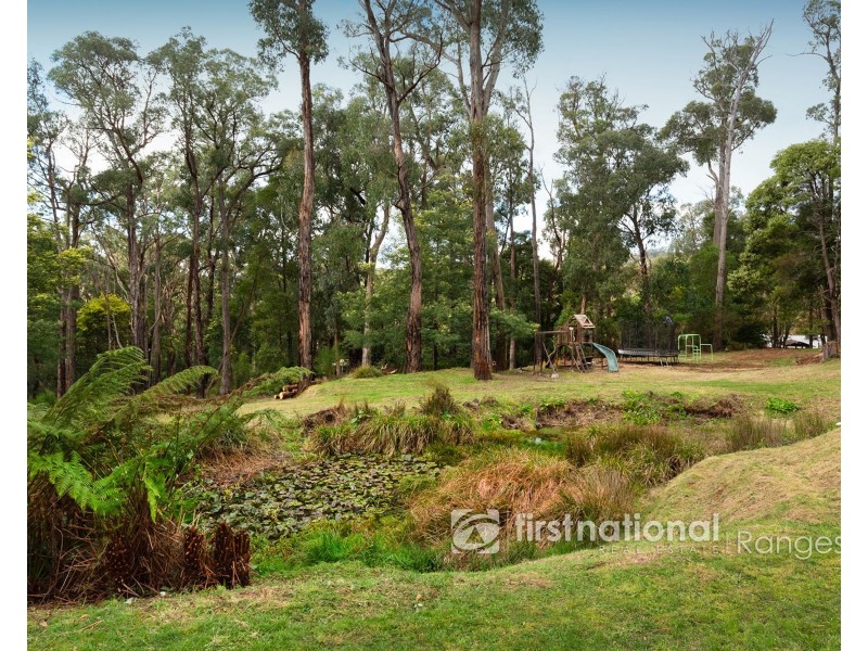 8 Moola Road, Cockatoo VIC 3781