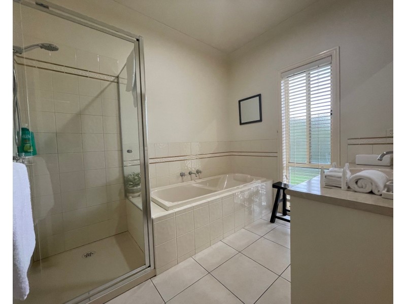 17 Ford Road, Emerald VIC 3782