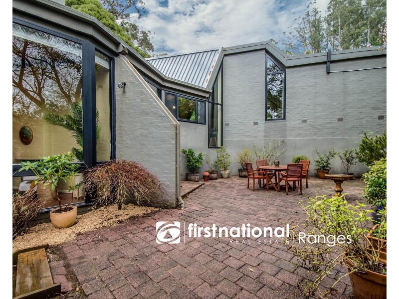 39 The Crescent, Sassafras VIC 3787
