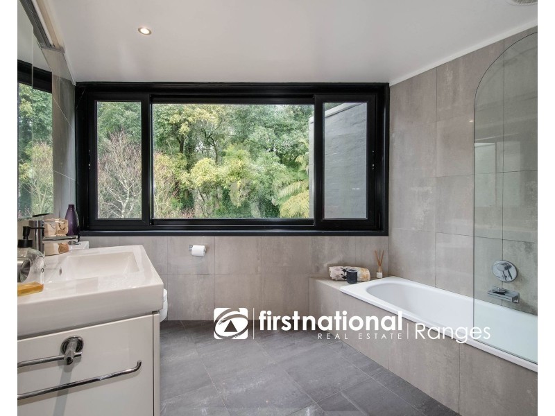39 The Crescent, Sassafras VIC 3787