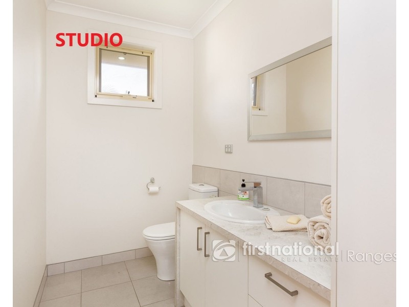 6 Emperor Road, Berwick VIC 3806