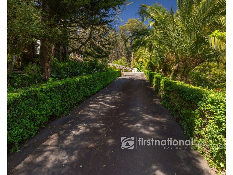 54-56 Woori Yallock Road, Cockatoo VIC 3781