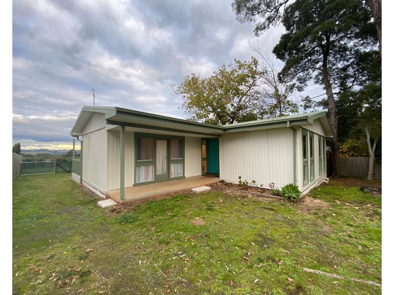 6 Johnson Street, Avonsleigh VIC 3782