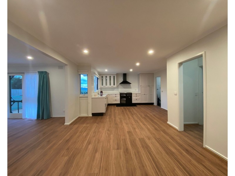 6 Johnson Street, Avonsleigh VIC 3782