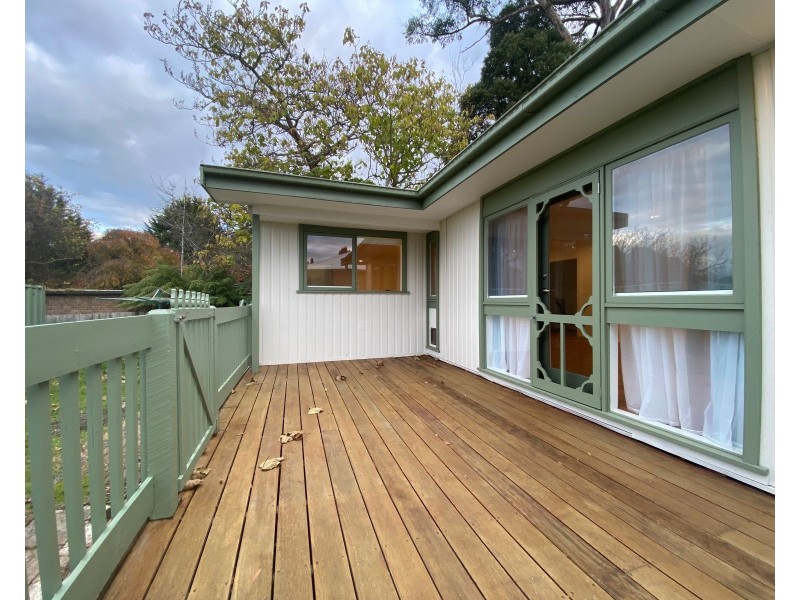 6 Johnson Street, Avonsleigh VIC 3782