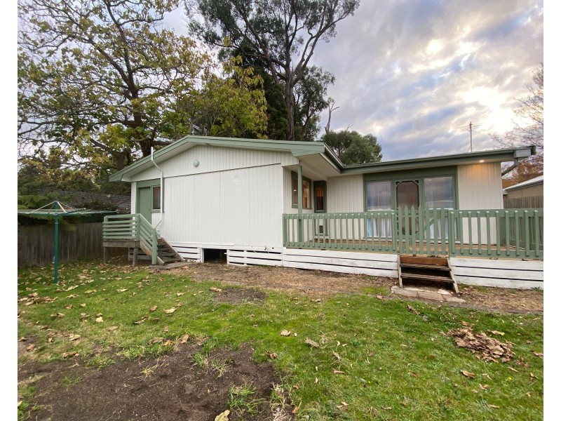6 Johnson Street, Avonsleigh VIC 3782
