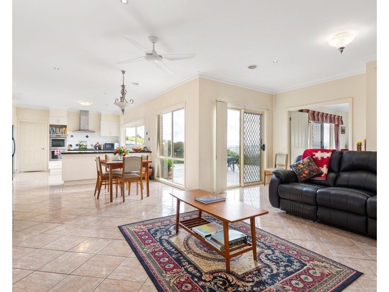 265 Mountain Road, Gembrook VIC 3783