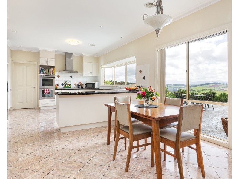 265 Mountain Road, Gembrook VIC 3783