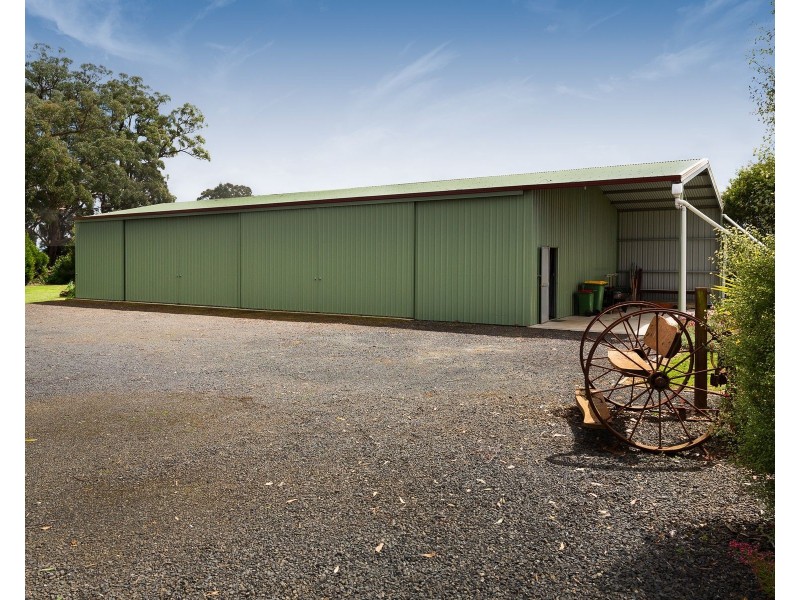 265 Mountain Road, Gembrook VIC 3783