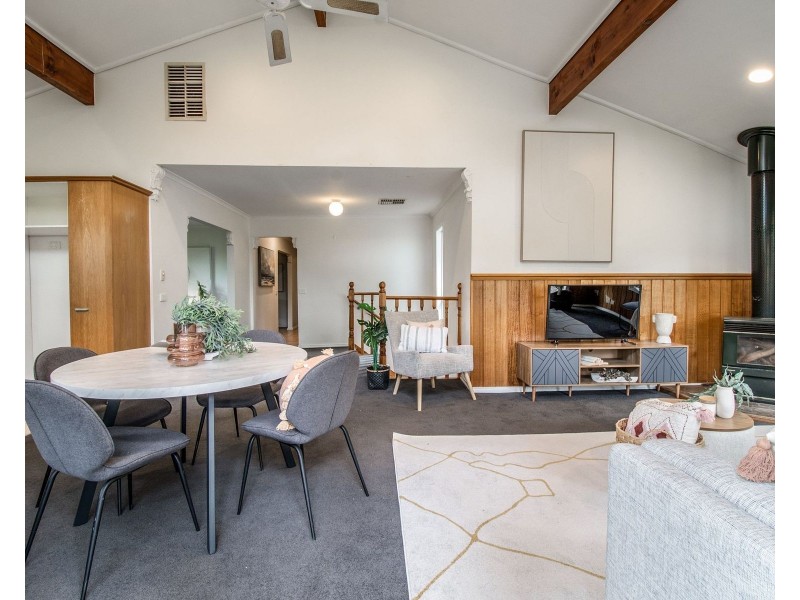 20 Acacia Avenue, Upwey VIC 3158