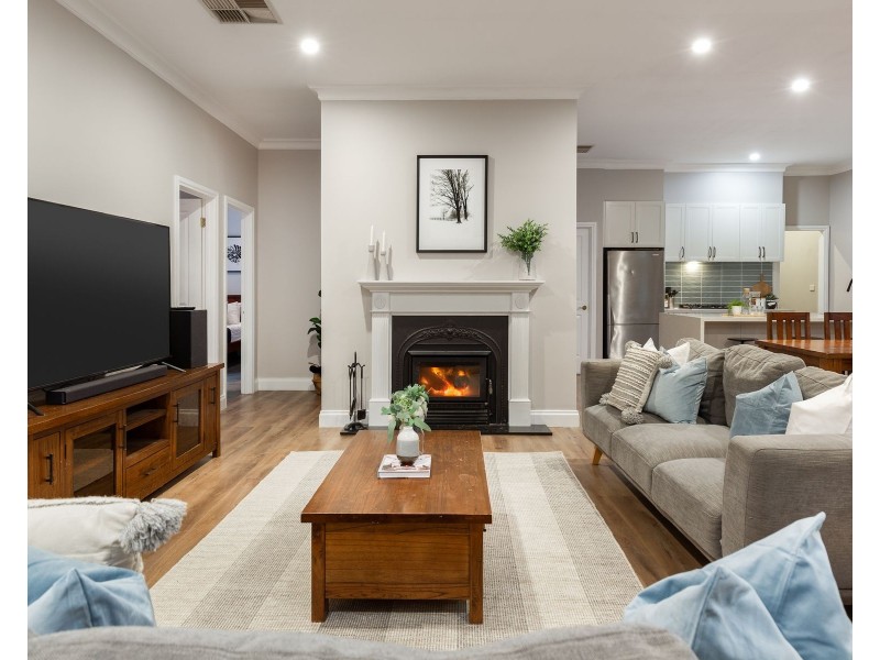 5 Francis Street, Cockatoo VIC 3781