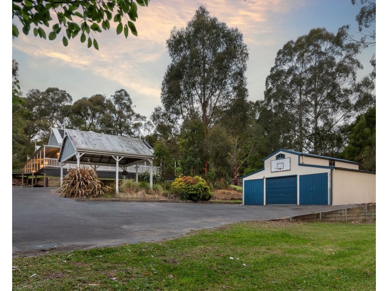 5 Francis Street, Cockatoo VIC 3781