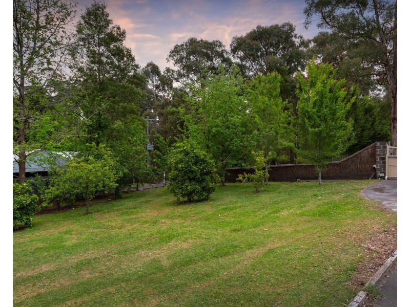 5 Francis Street, Cockatoo VIC 3781