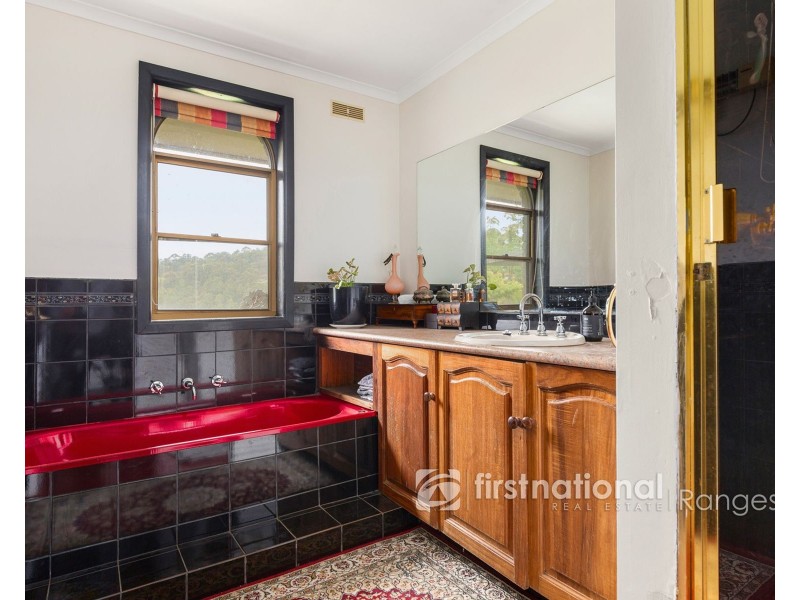 35 McCarthy Road, Olinda VIC 3788