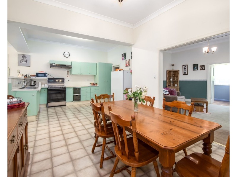 4-6 The Avenue, Upwey VIC 3158