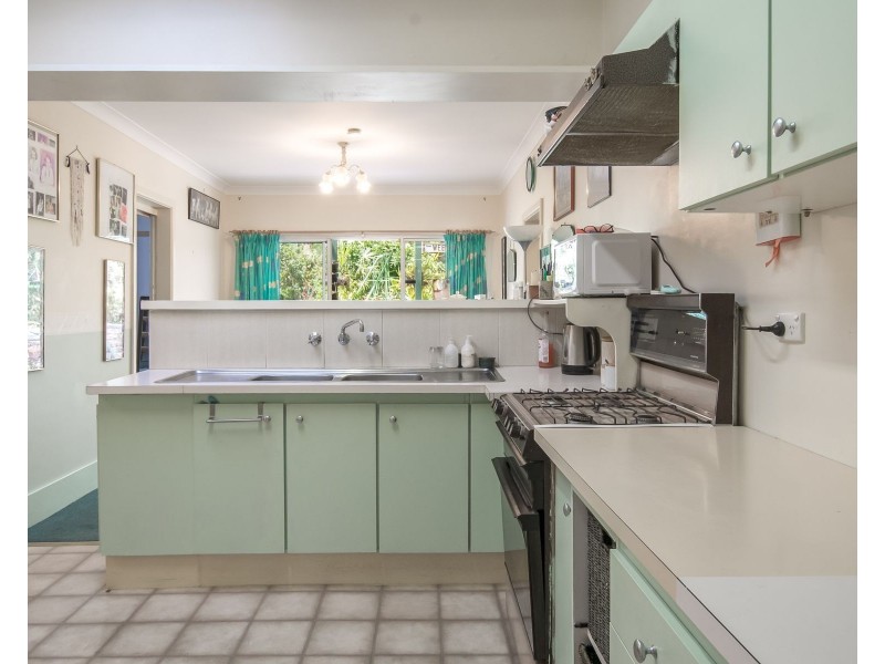 4-6 The Avenue, Upwey VIC 3158