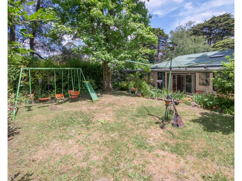 4-6 The Avenue, Upwey VIC 3158