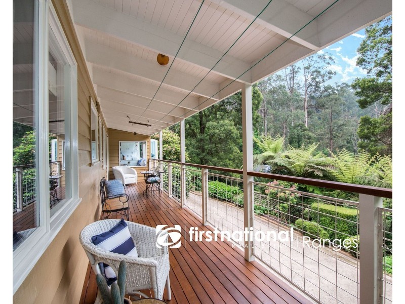 9 Woodlands Avenue, Sassafras VIC 3787