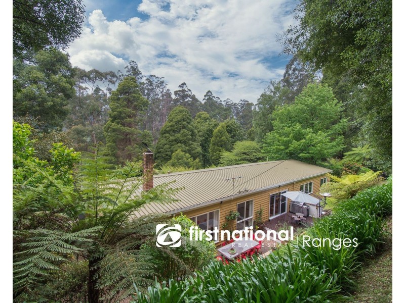 9 Woodlands Avenue, Sassafras VIC 3787