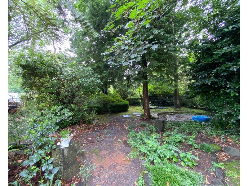 9 Glen Road, Cockatoo VIC 3781