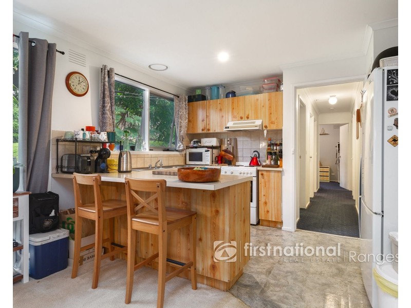 18 Devon Avenue, Cockatoo VIC 3781