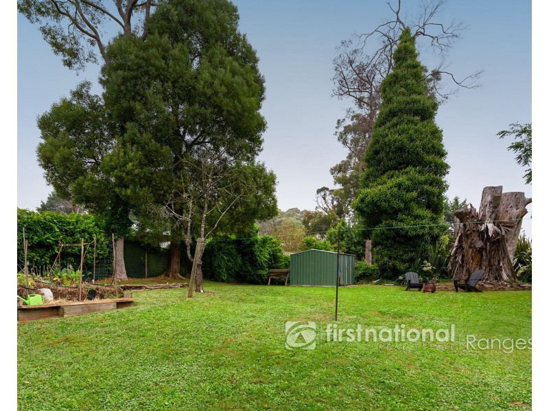 18 Devon Avenue, Cockatoo VIC 3781