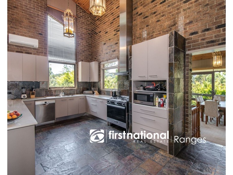 14 Hilton Grove, Belgrave VIC 3160