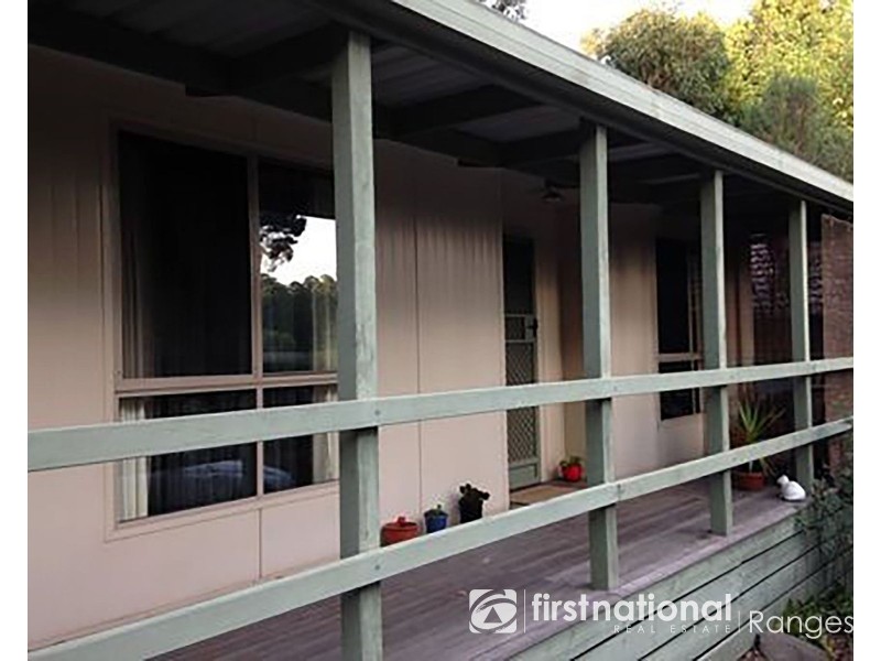 111 Woori Yallock Road, Cockatoo VIC 3781