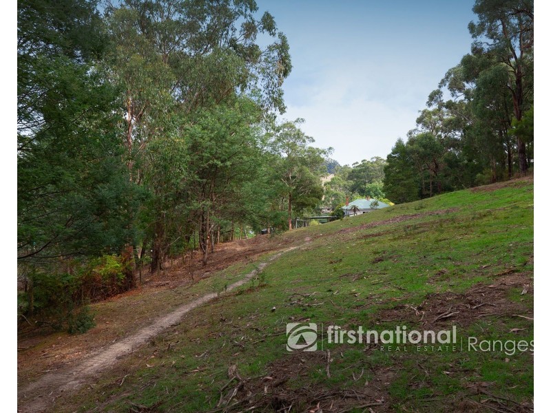 240 Woori Yallock Road, Cockatoo VIC 3781