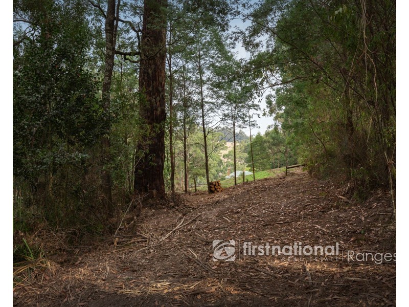 240 Woori Yallock Road, Cockatoo VIC 3781