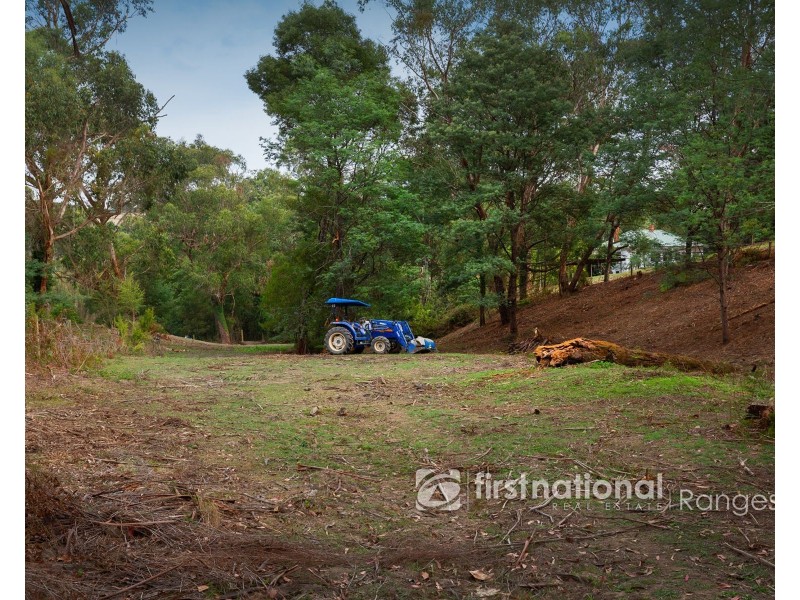 240 Woori Yallock Road, Cockatoo VIC 3781